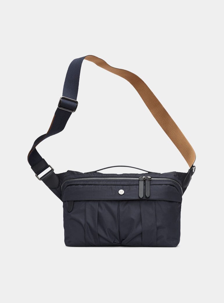 One Size Beluga//Black Mismo Mens M//S Passage Crossbody