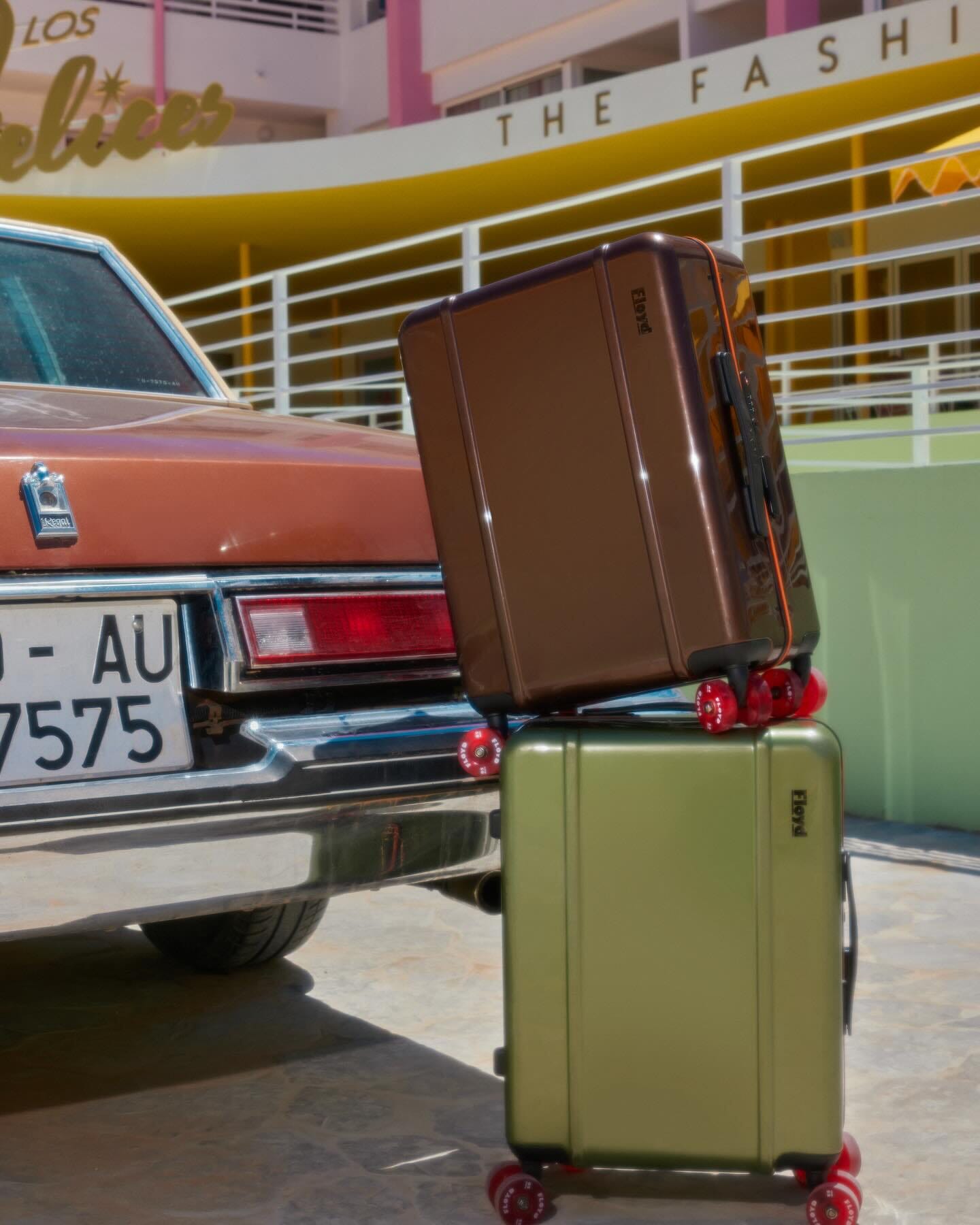 Floyd: Suitcases