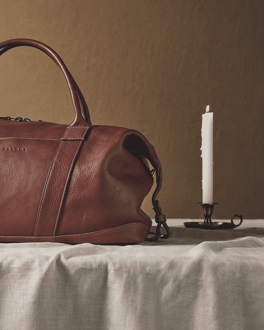 Luca Faloni: Leather Weekender