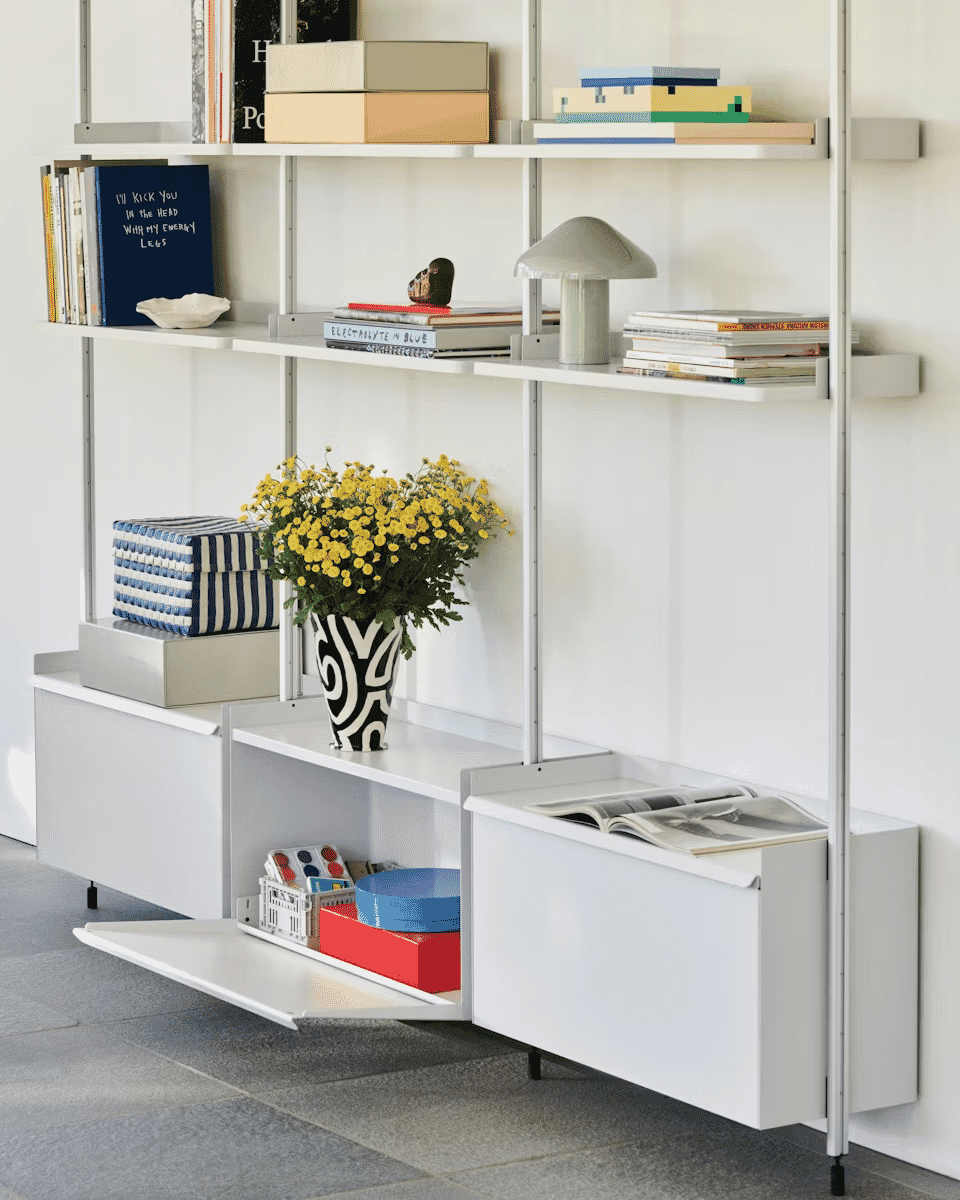 HAY: Pier Library