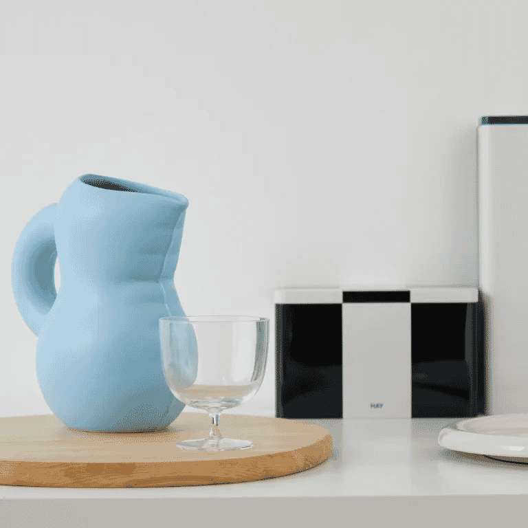 Home Studyo: Emily Jug