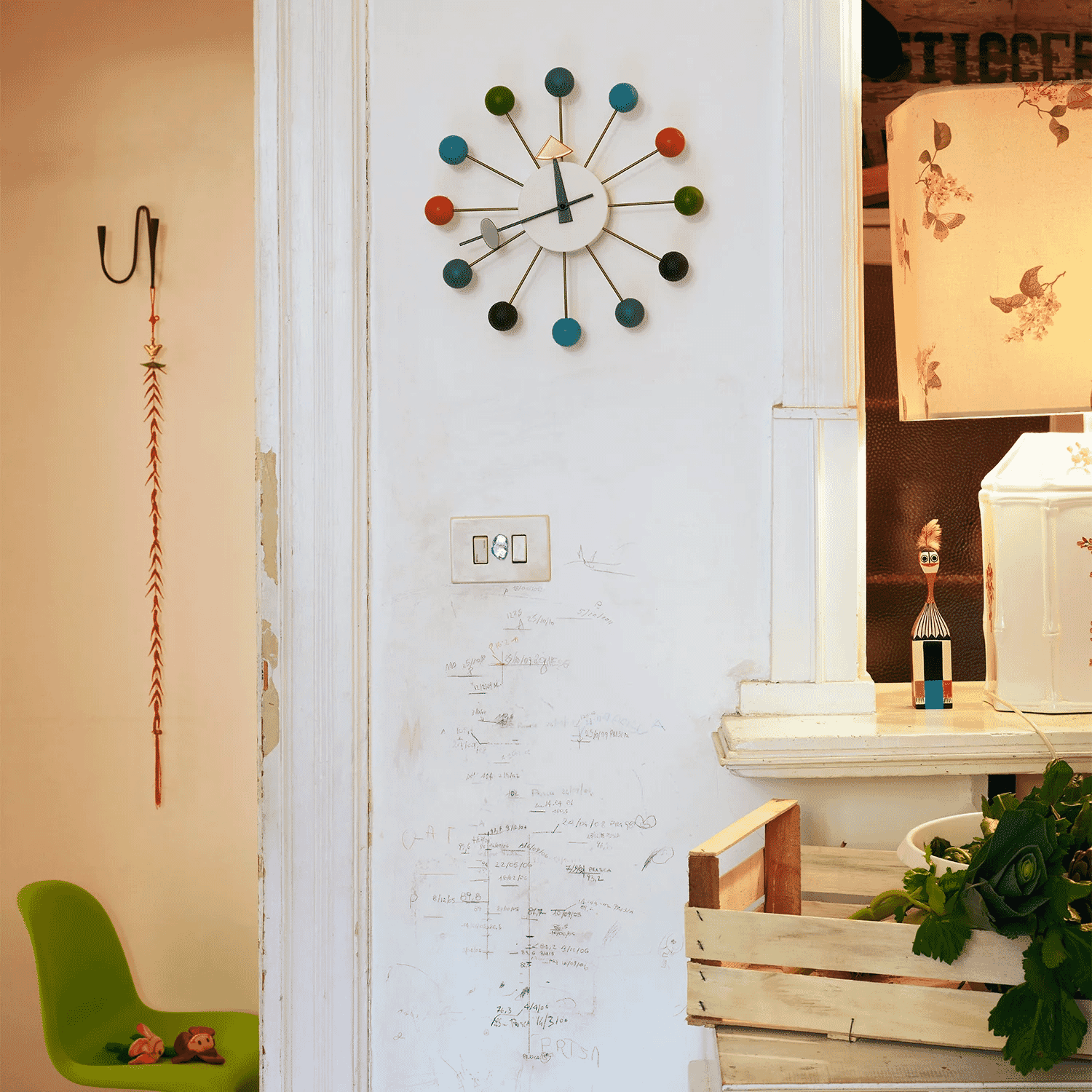 Vitra: Ball Clock Wall Clock