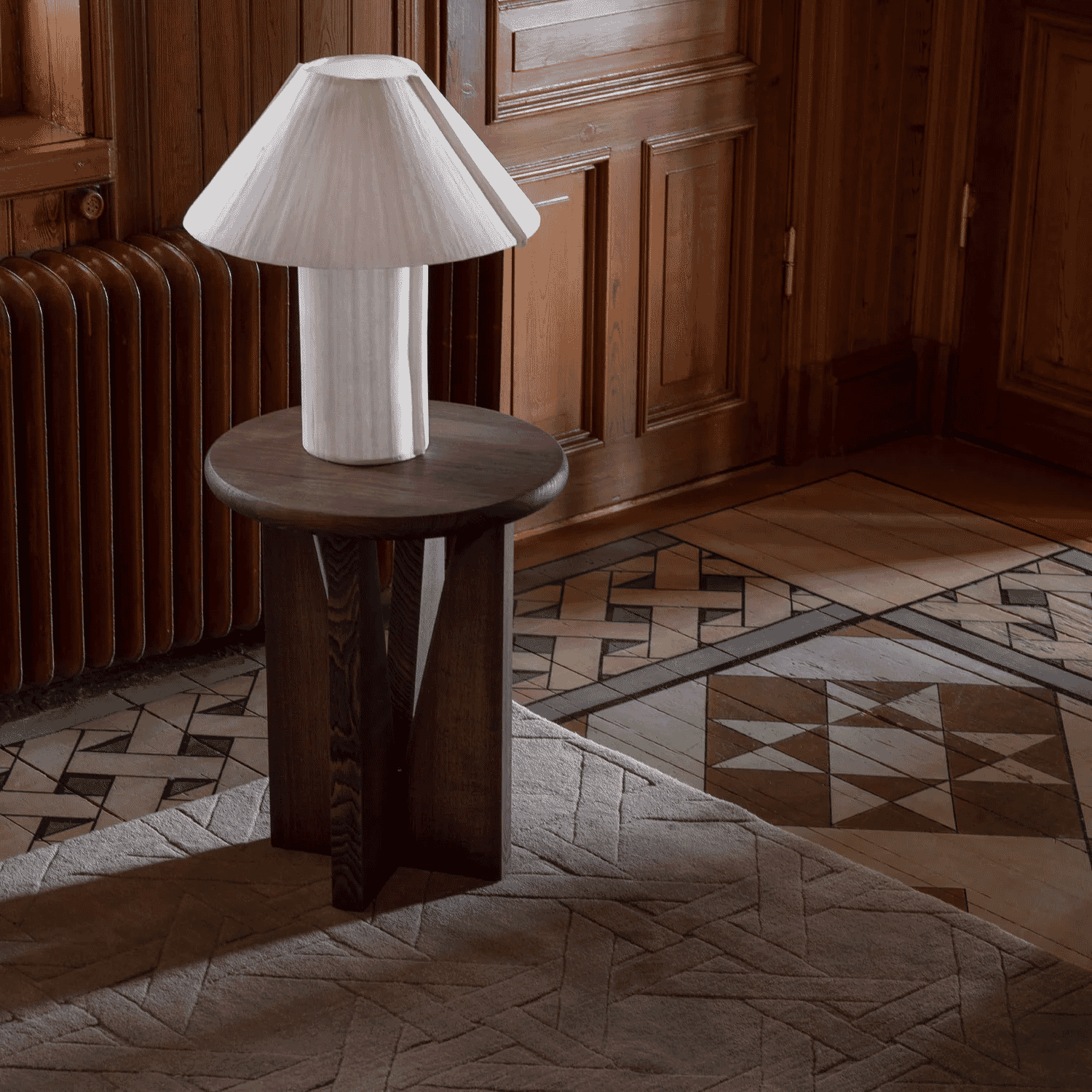 Edin &amp; Lina Kjellvertz: Paper Table Lamp
