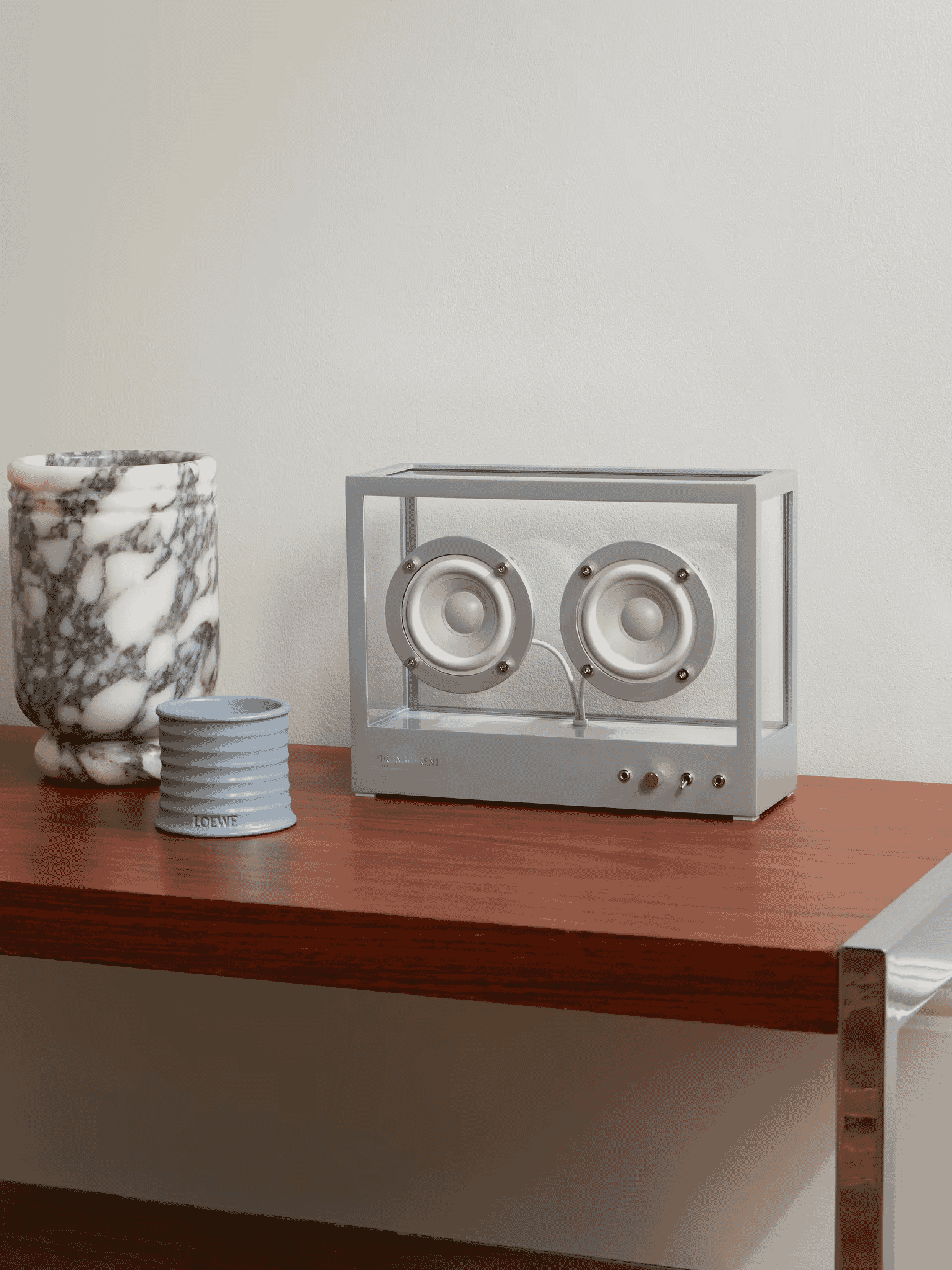 TRANSPARENT: Small Transparent Speaker