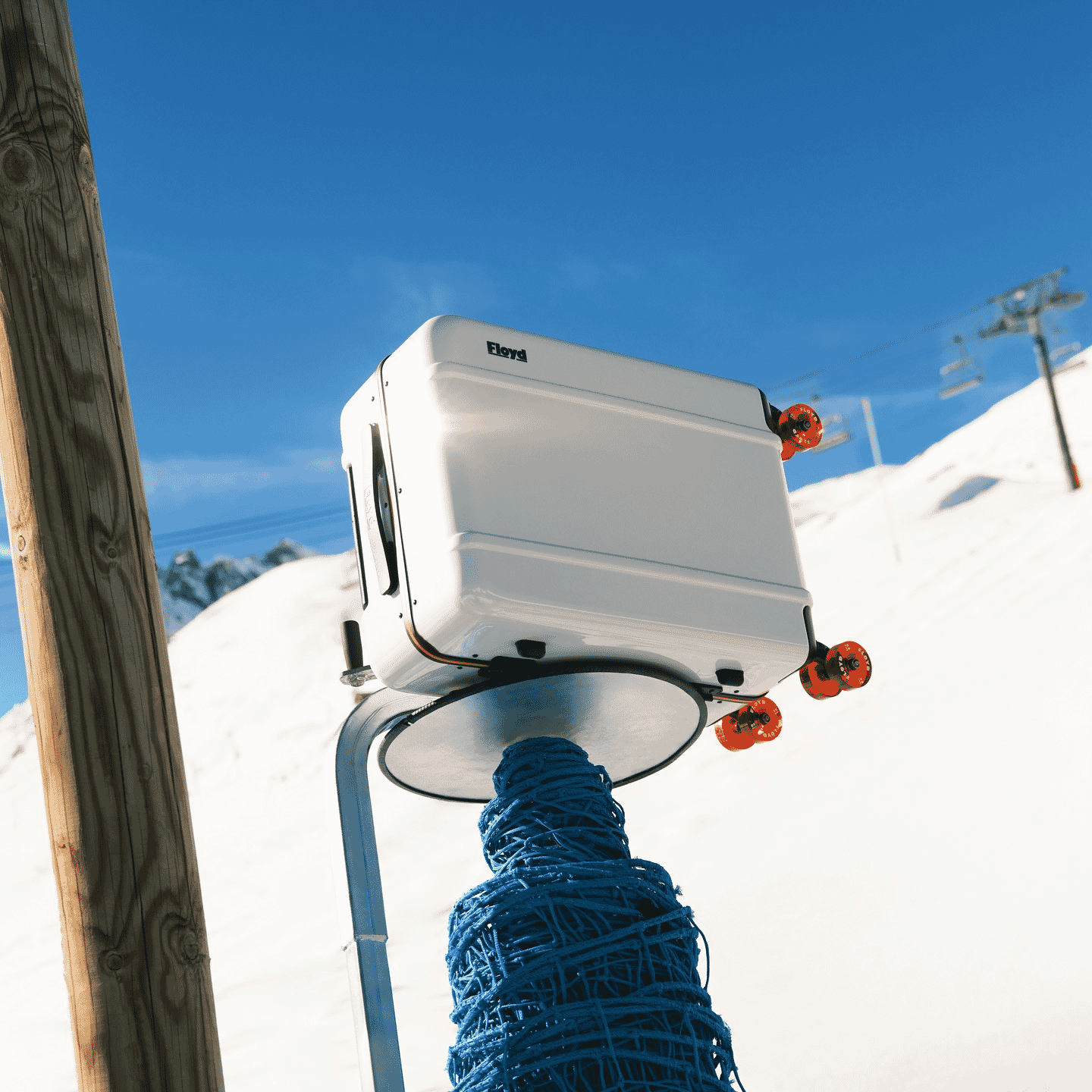 Floyd: Bounty White Cabin Bag