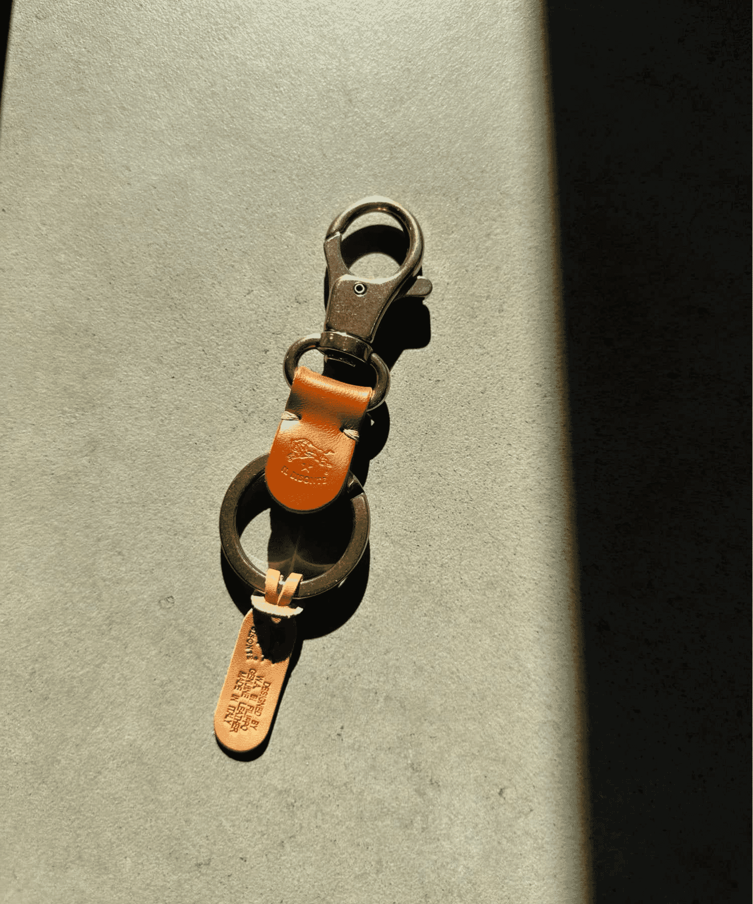 Drakes: Il Bisonte Leather Key Clip