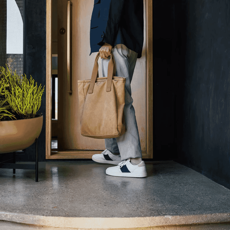 CLAE: DAVIS White/Navy Trainers