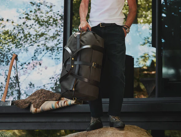 Mismo: M/S Explorer Bag