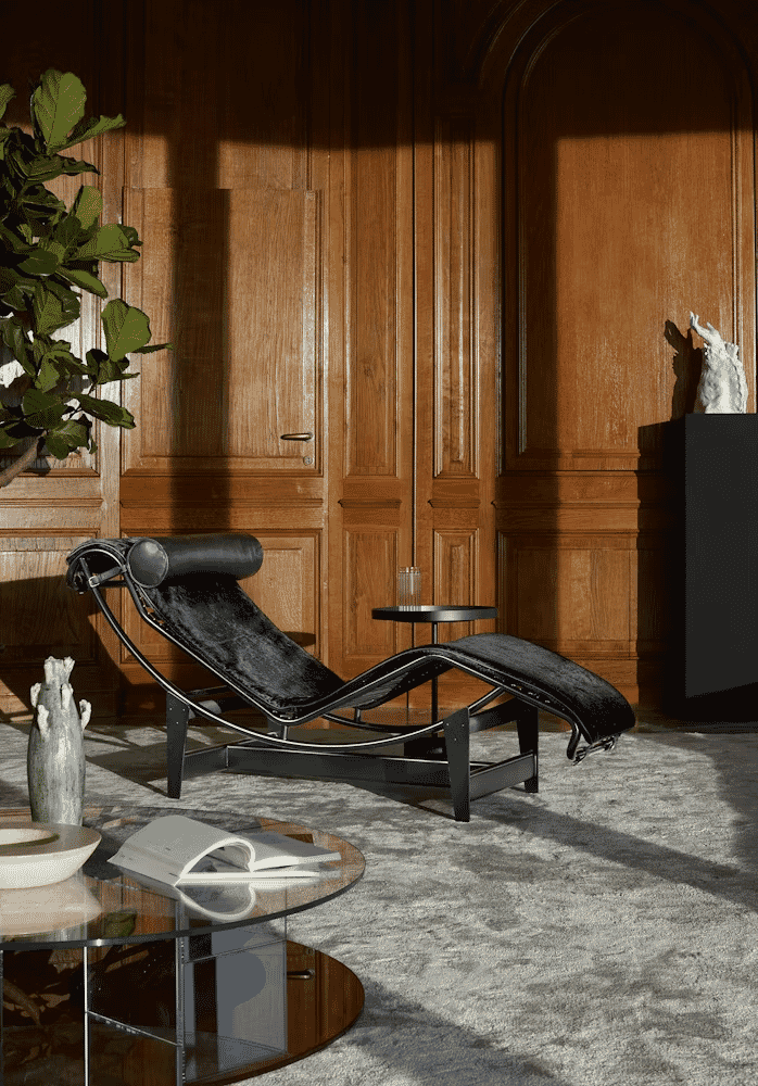 Cassina: LC4 Chaise Lounge