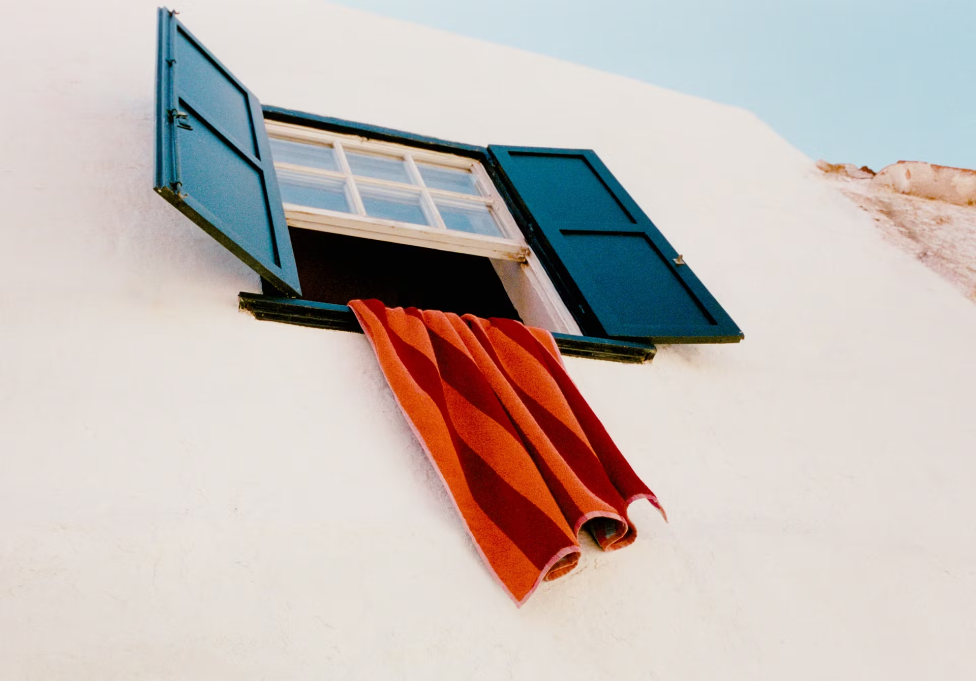 MANGO: Reversible striped beach towel