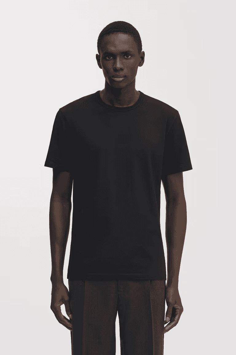 ASKET: Black T-Shirt