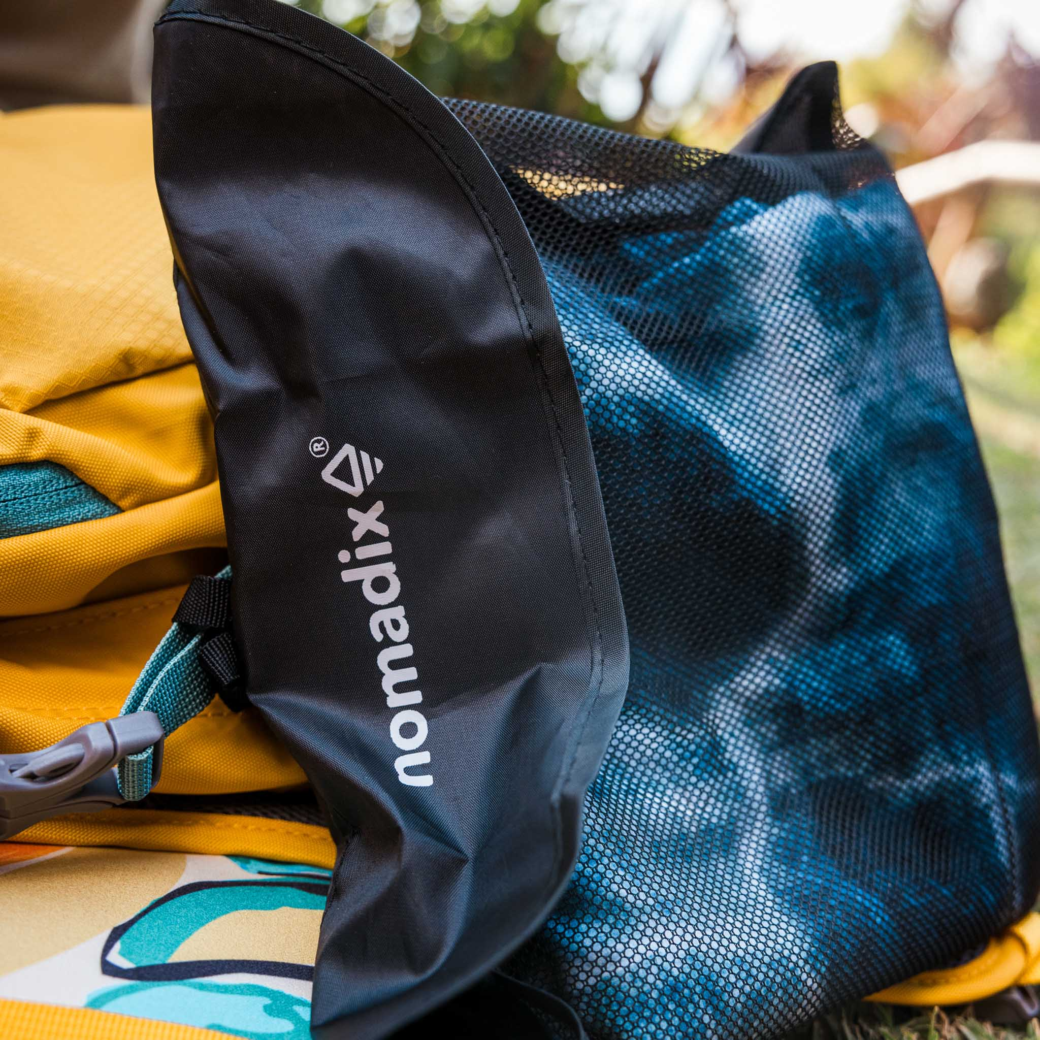 Nomadix: Ultralight Beach Towel