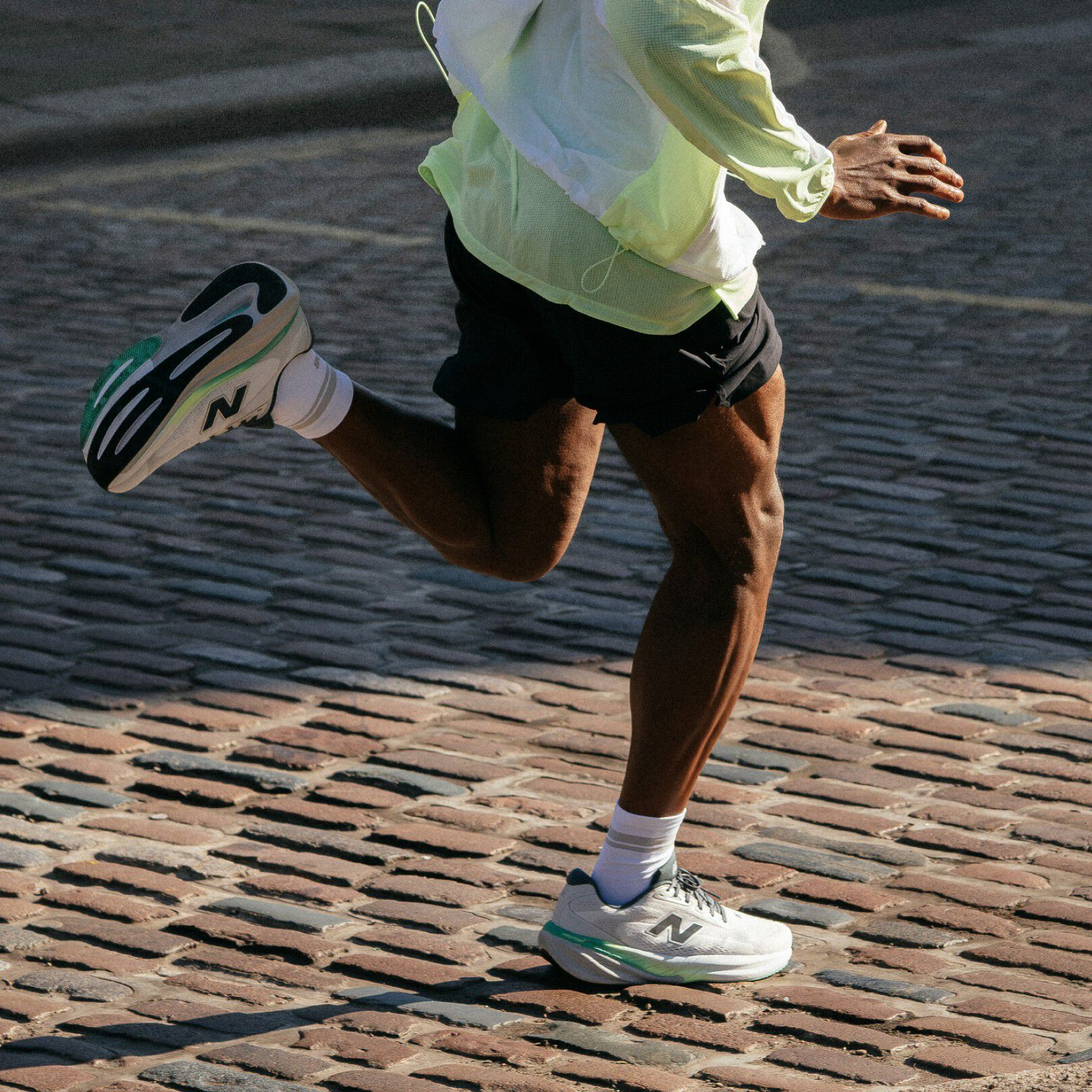 New Balance: Fresh Foam X 860 v15 Shoes