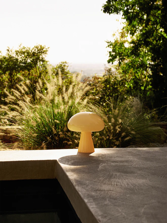 GUBI: Mouth-Blown Portable LED Table Lamp Obello, Dimmable