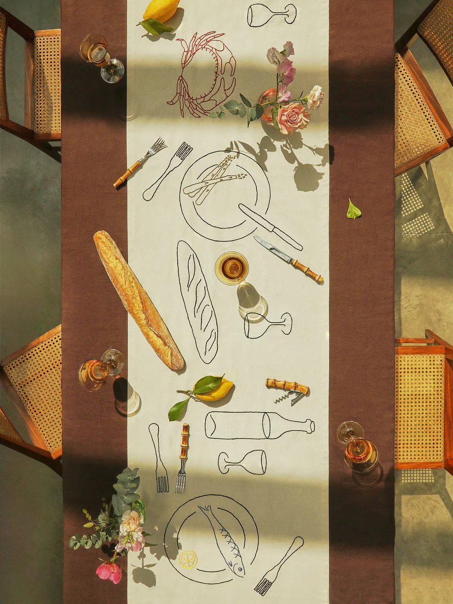 Oeuvres Sensibles: Dinner Hand-Embroidered Linen Table Runner