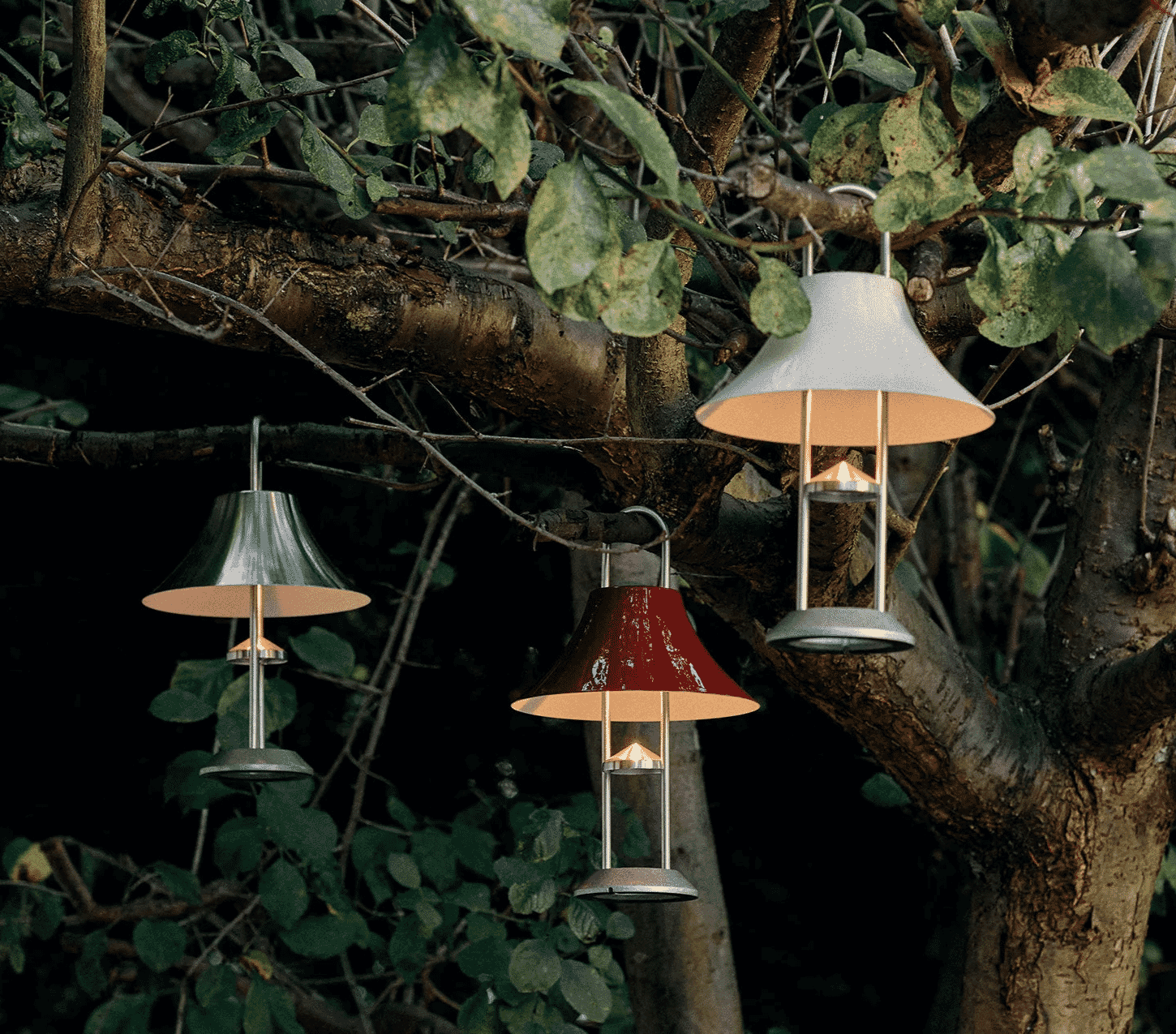 HAY: Mousqueton Portable Rechargeable Lamp - Oyster white
