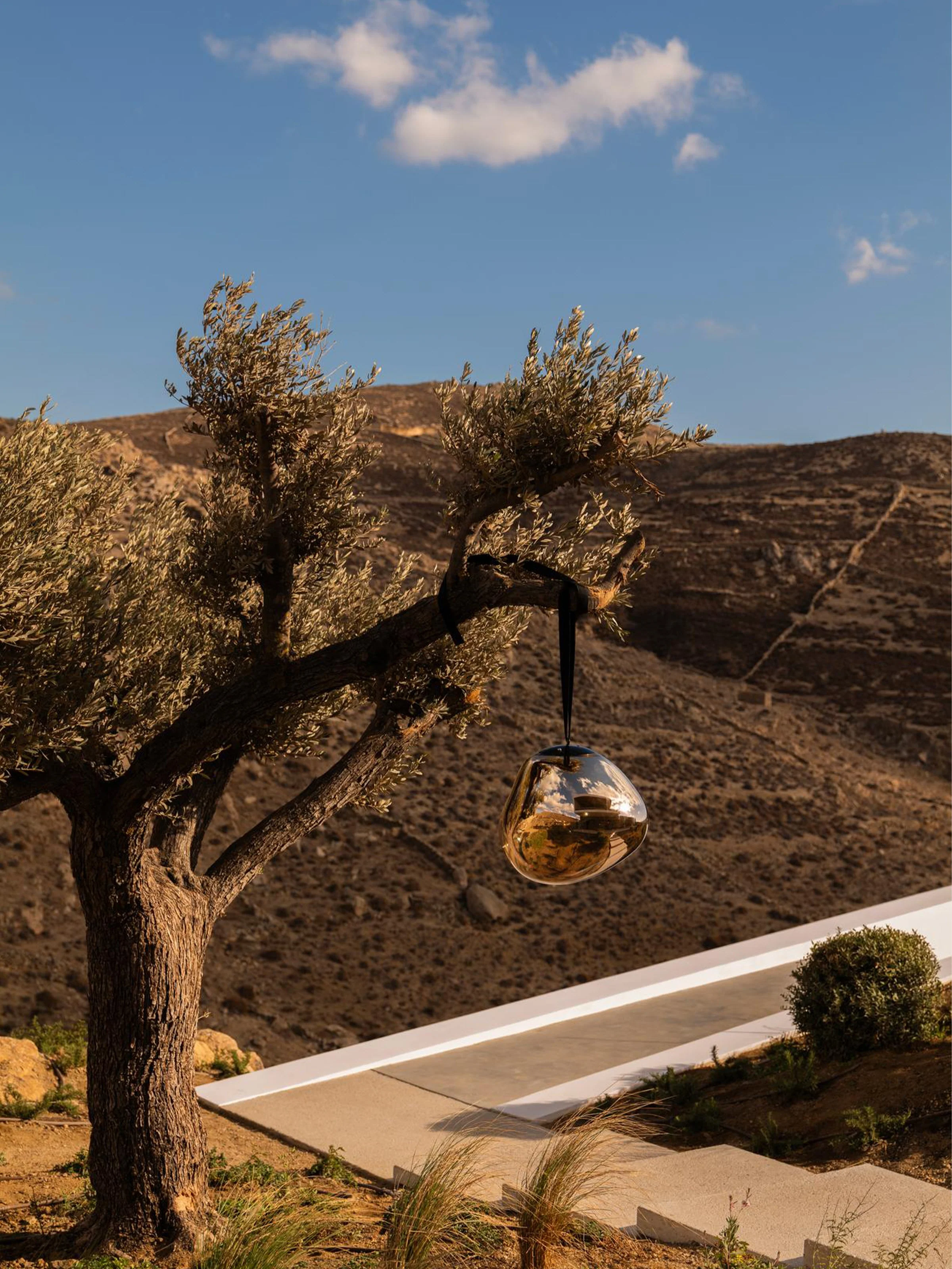 TOM DIXON: Melt Large Portable Light