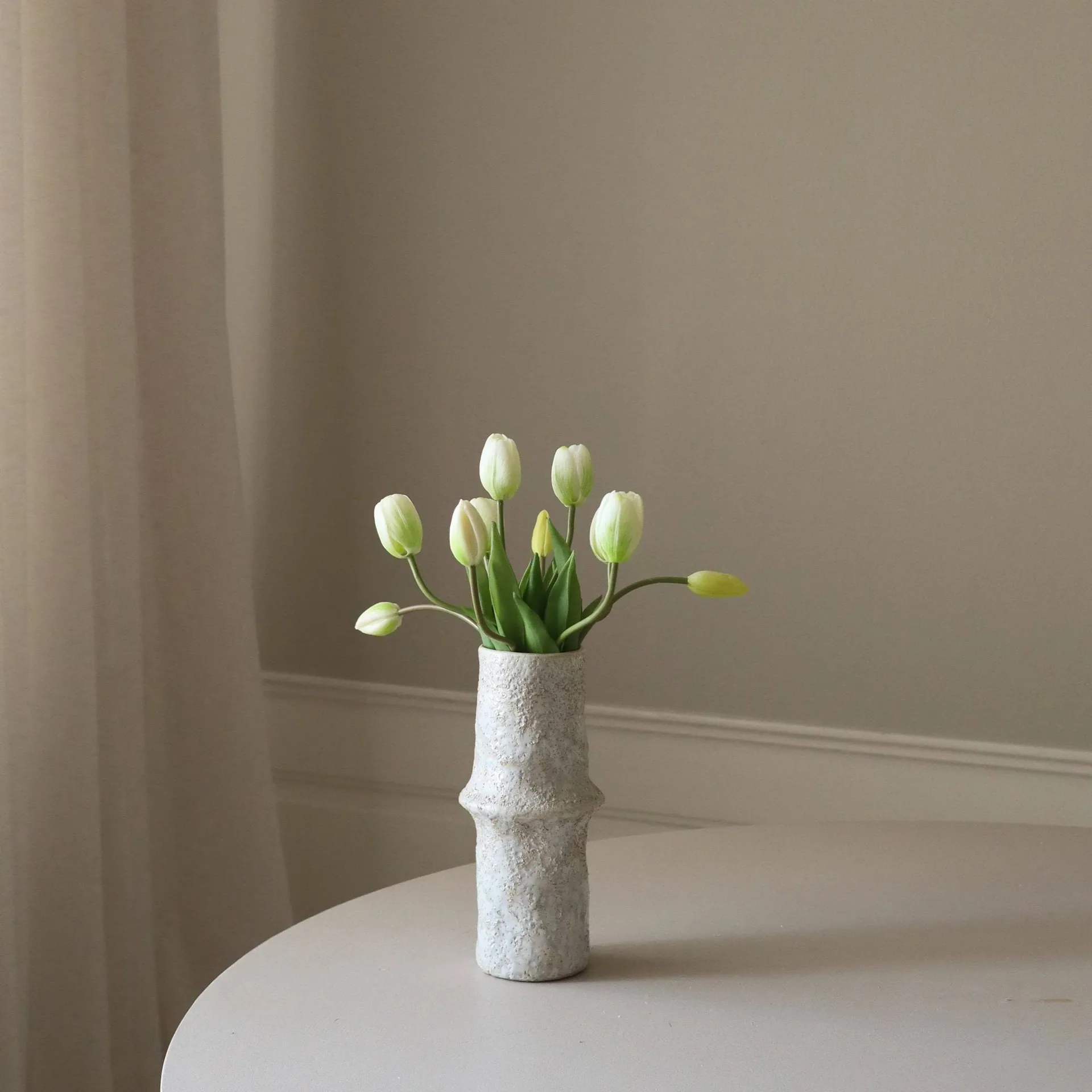 Botané: Earth ceramic vase