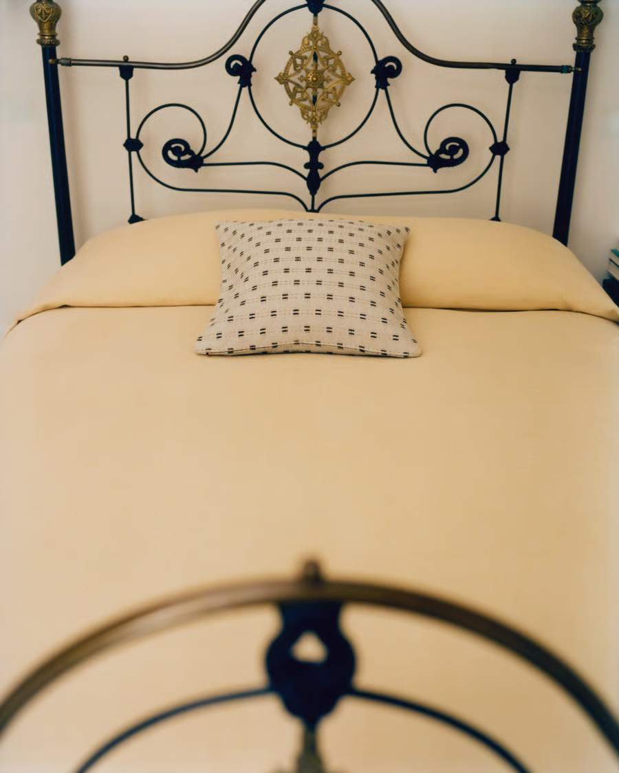 Nordic Knots: Studio Linen – Sunrise