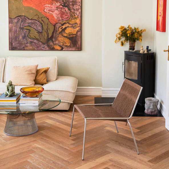Thorup Copenhagen: Noel Lounge Chair - Brown wool / Steel legs