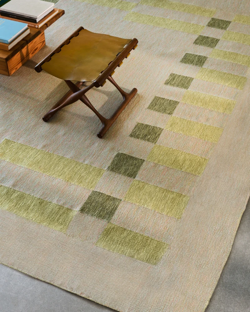 Nordic Knots: Tradition 02 – Green Rug