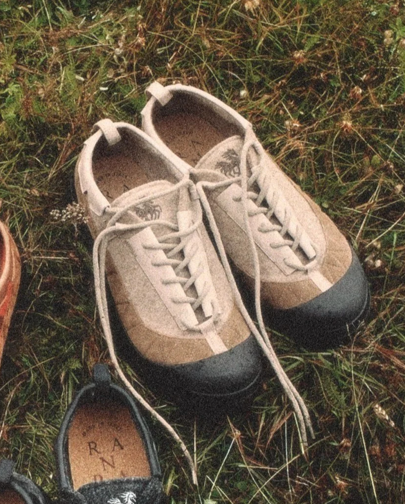 Ranra: Heitt Shoes - Pristine