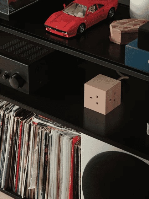 THE TECH BAR: Avolt Square1 Power Extension Cube