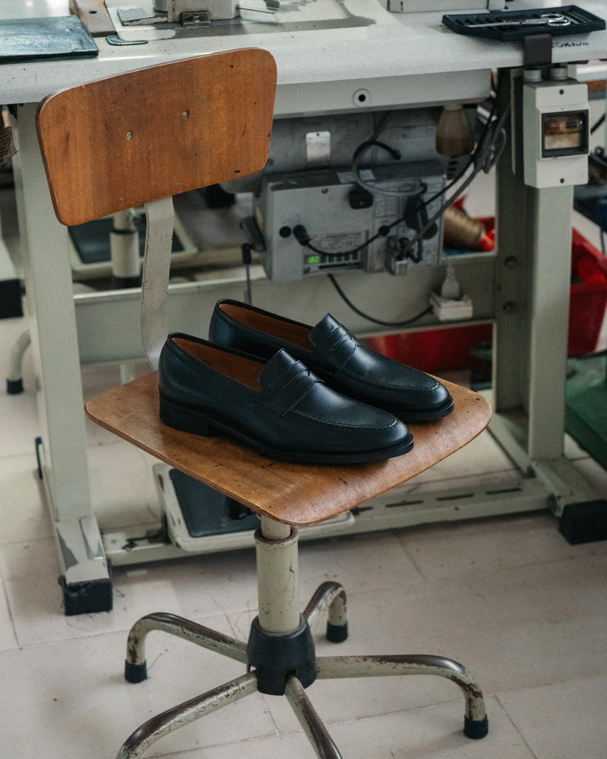 MYRQVIST: Smögen Black Calf Loafers