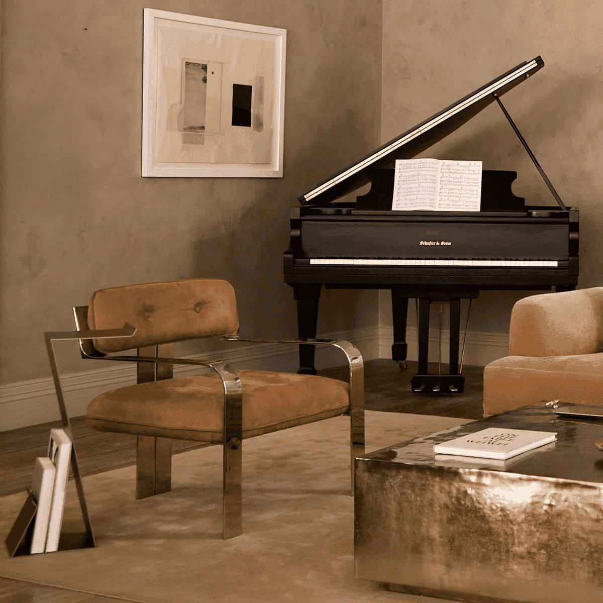 House of Leon: Accent Chair