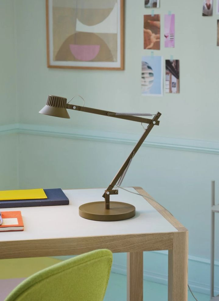 Muuto: Dedicate Khaki S2 Desk Lamp, Thomas Bentzen