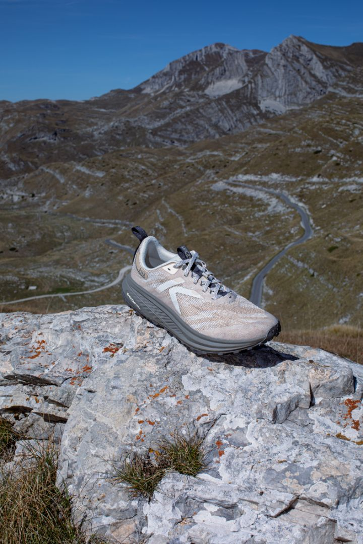 Keen: Men's Roam Trail Running Shoe