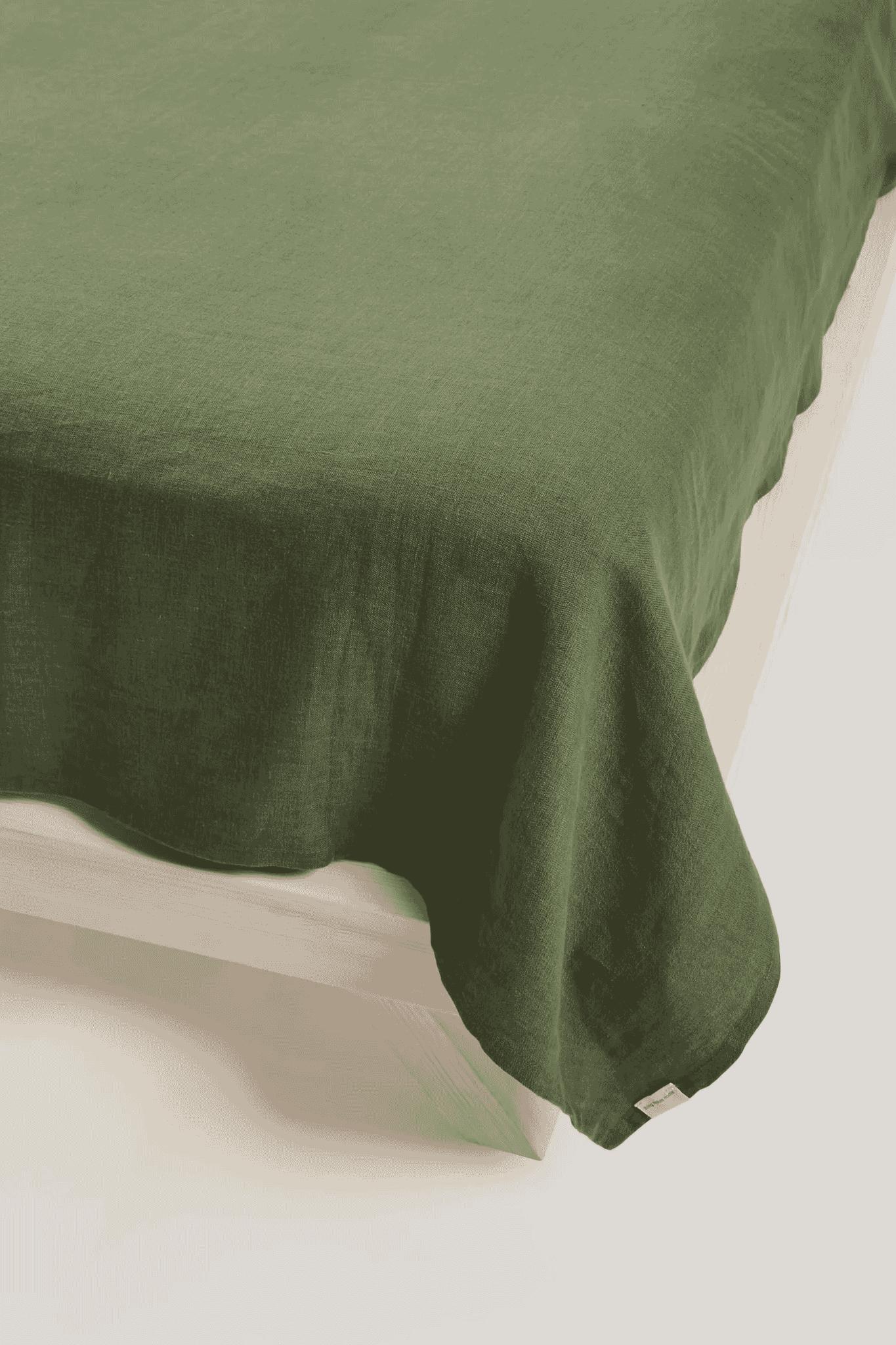 Joro Home: 100% linen classic flat sheet Forest Green