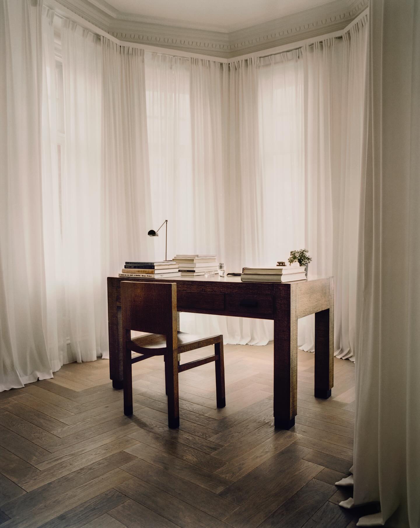 Nordic Knots: The Grand – Perfect White Curtains