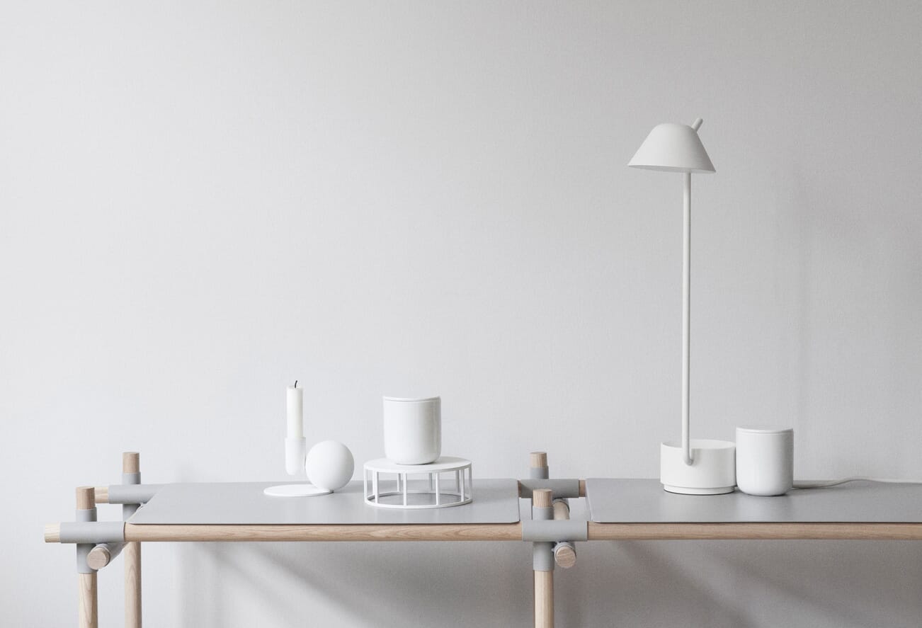 Peek Table Lamp by Jonas Wagell | Audo Lighting Design