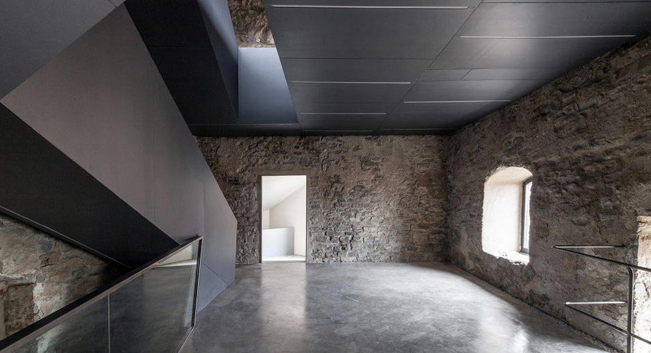 Gianluca Gelmini renovates medieval Torre del Borgo
