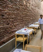 El Papagayo Restaurant Cordoba by Ernesto Bedmar