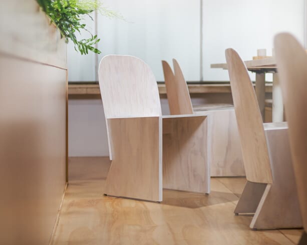 Knauf+And+Brown-florist-chair-1