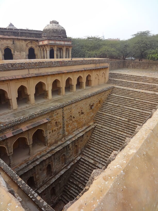 Stepwells-india-5