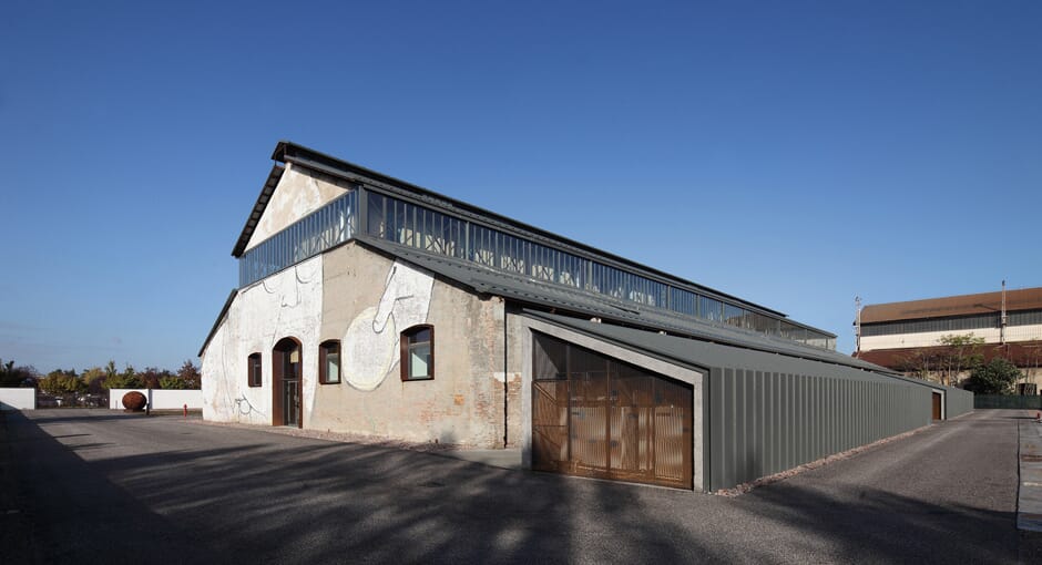 Shed 19 by Andrea Oliva Architetto