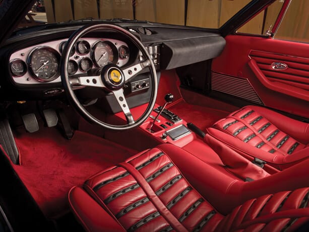 Ferrari-365-GTB-Daytona-3