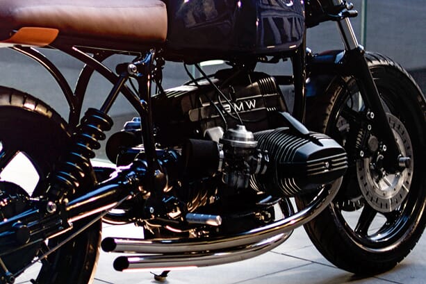 bmw-r80-auto-fabrica-02