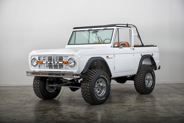 FORD-BRONCO-8