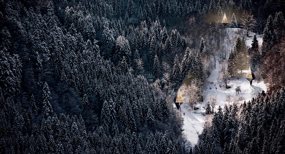 Single Pole Treehouse by Konrad Wojcik  