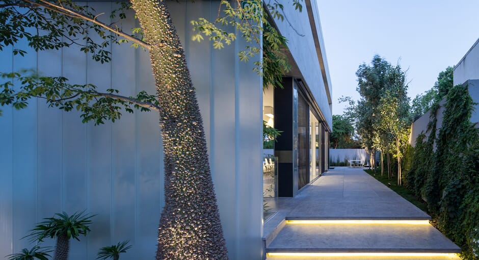 Concrete Cut House by Pitsou Kedem