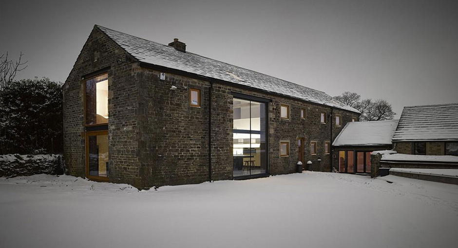16th Century Barn Conversion by Snook Architects