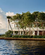 Waterfront House by Alejandro Landes