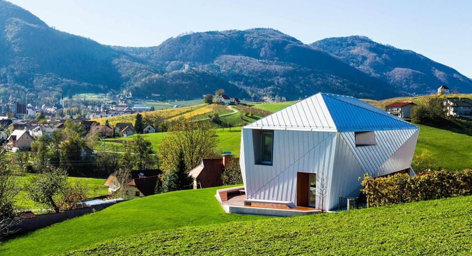 Dr House by Scapelab