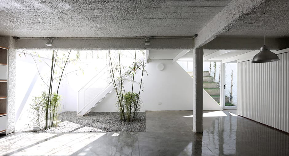 Fernandez House by Adamo-Faiden