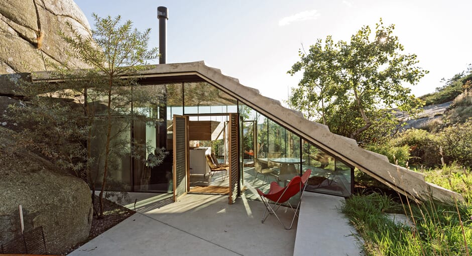 Cabin Knapphullet by Lund Hagem