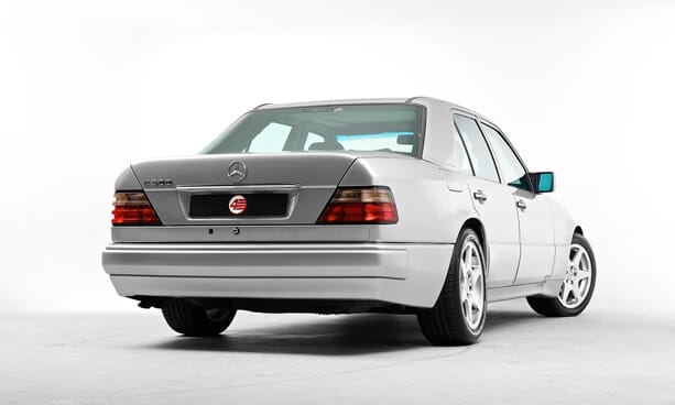 Mercedes-E500-Limited-porsche-4